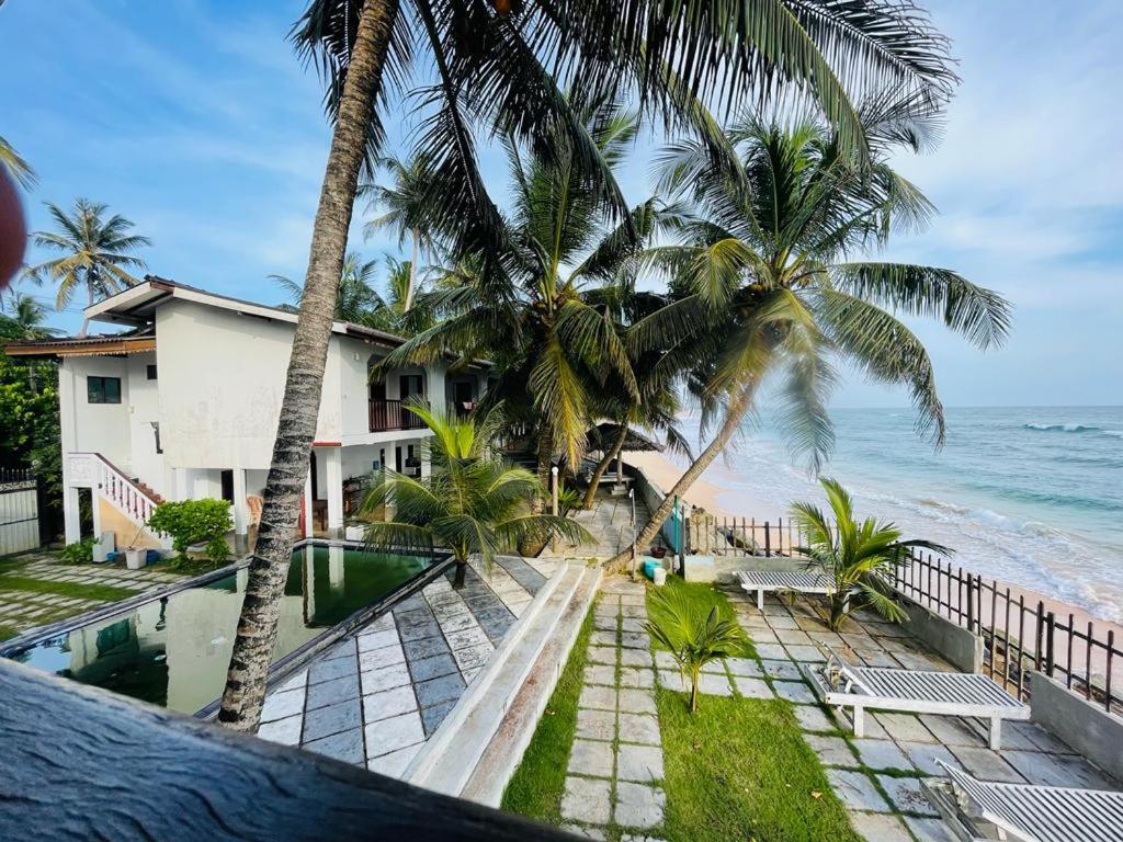 Hotel Rainbow Surf Beach Koggala Esterno foto
